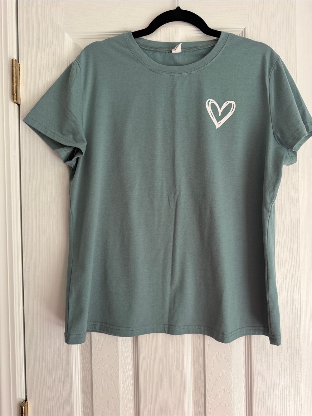 Heart Graphic Short Sleeve Tee - Sage Green